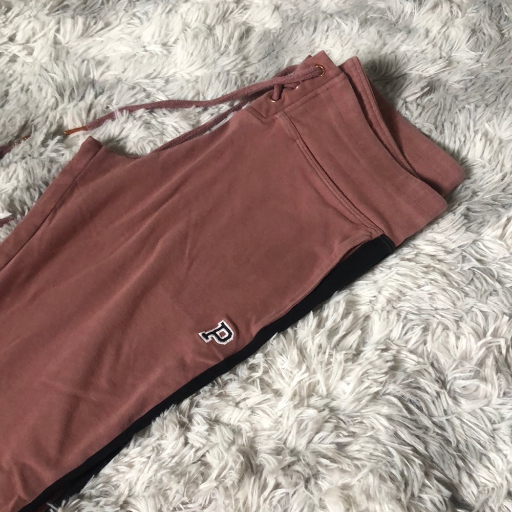 PINK VS yoga leggings size M in pink